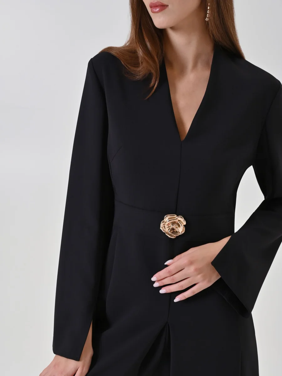 Tuta blazer nera con fibbia gioiello – Image 2