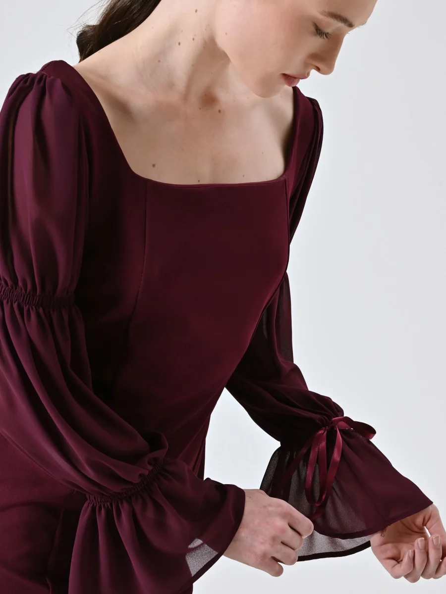 Abito Bordeaux con Maniche a Sbuffo – Image 4