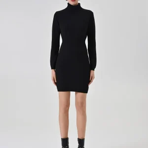 Tubino in maglia nero dolcevita