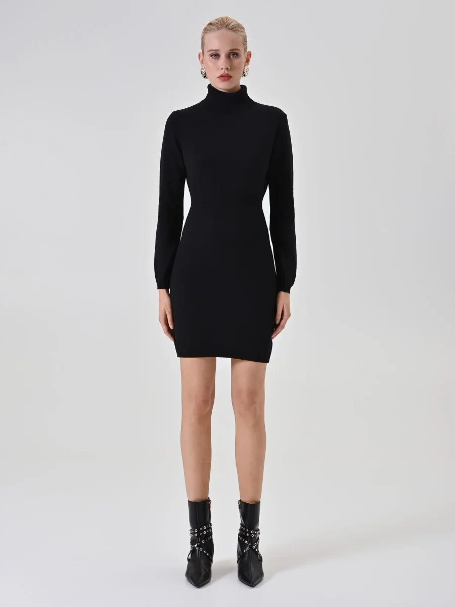 Tubino in maglia nero dolcevita – Image 2