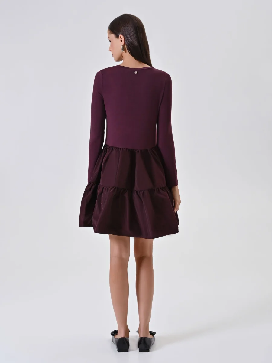 Abito Bordeaux in Maglia con Gonna a Balze – Image 4