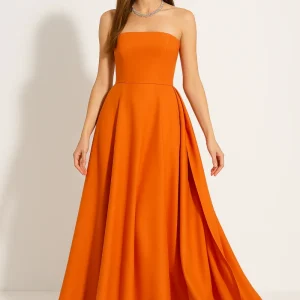 Robe Orange Élégante Fendue Moderne