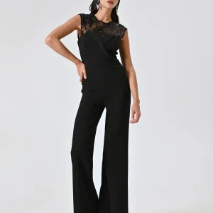 Tuta con Carré in Pizzo Paillettes