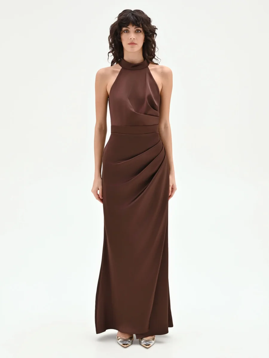 Abito lungo cioccolato in raso drappeggiato – Image 2