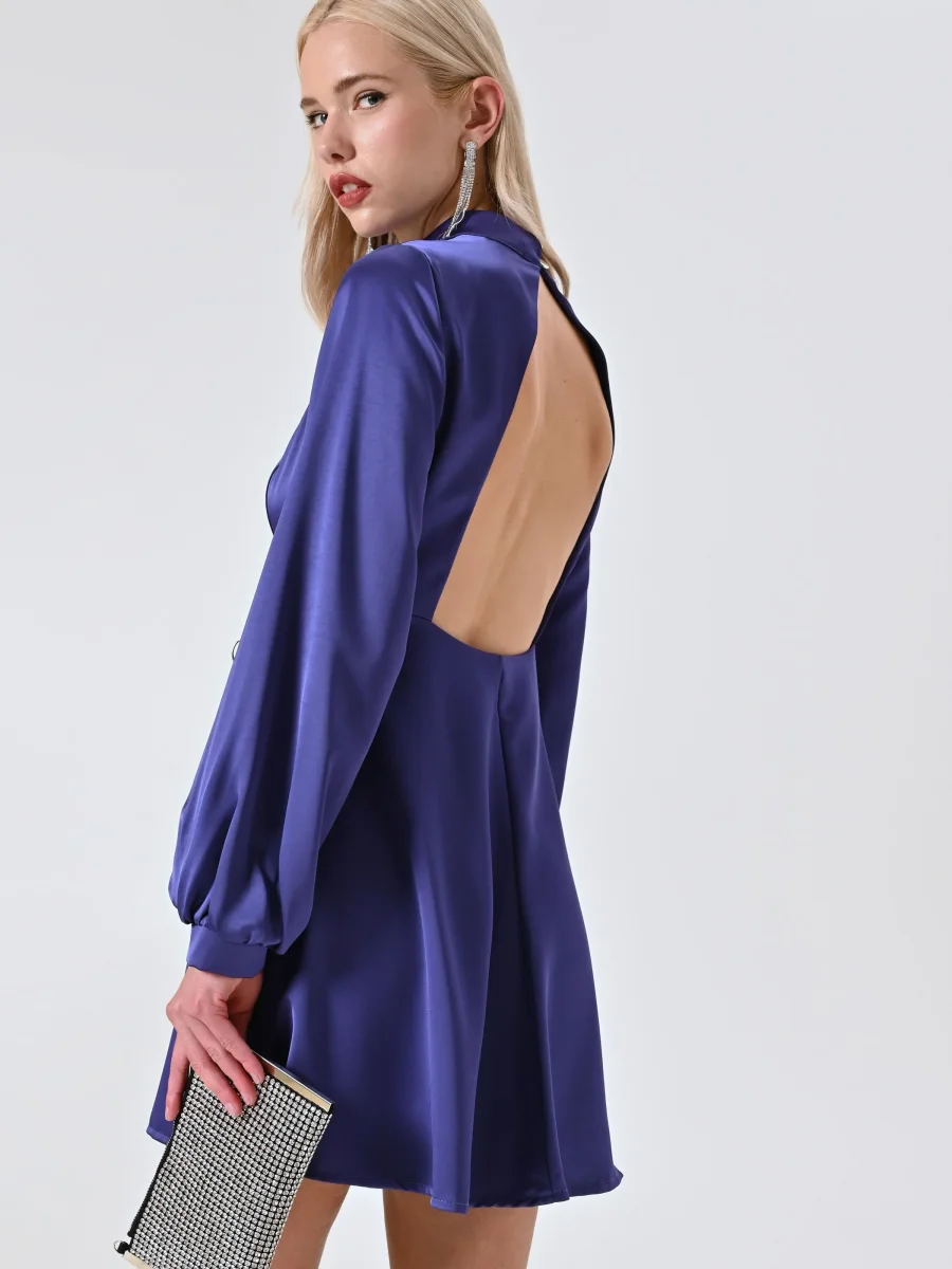 Abito Corto con Schiena Scoperta – Image 4