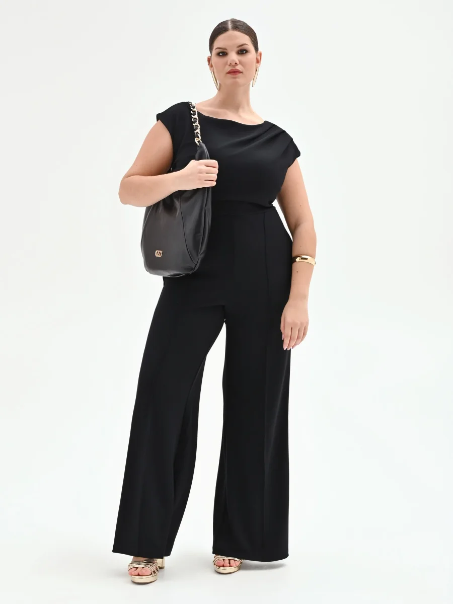 Tuta nera curvy con scollo asimmetrico – Image 7