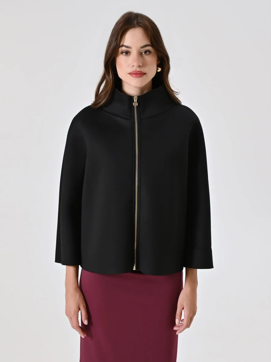 Cappa Nera in Tessuto Scuba – Image 2