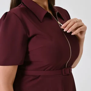 Abito Curvy con Zip e Colletto Bordeaux