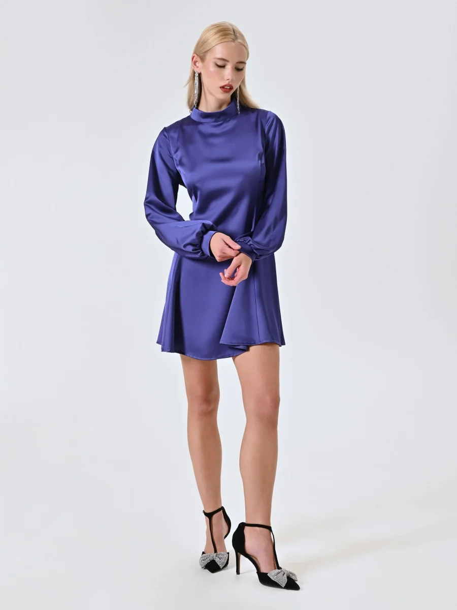 Abito Corto con Schiena Scoperta – Image 2