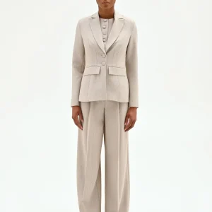 Giacca sfiancata beige gessata