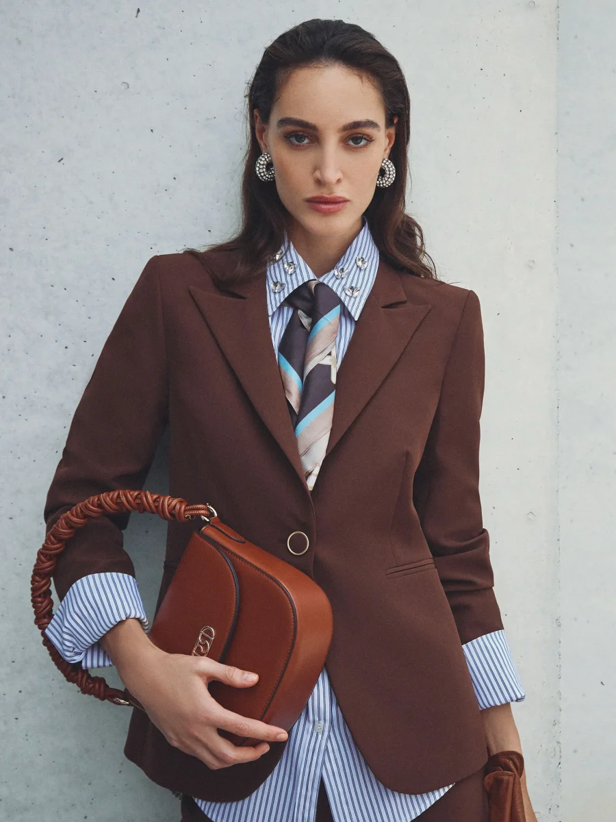 Giacca Monopetto in Tessuto Tecnico Marrone – Image 5