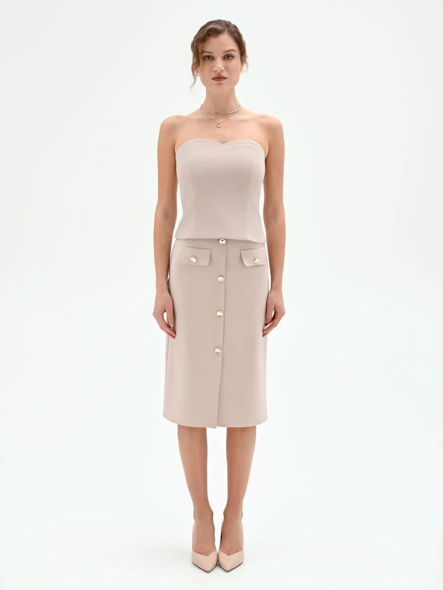 Top Studio beige a cuore con impunture