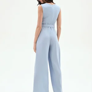 Tuta cielo azzurro con dettaglio asimmetrico