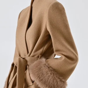 Cappotto Corto Cammello con Inserti effetto Pelliccia