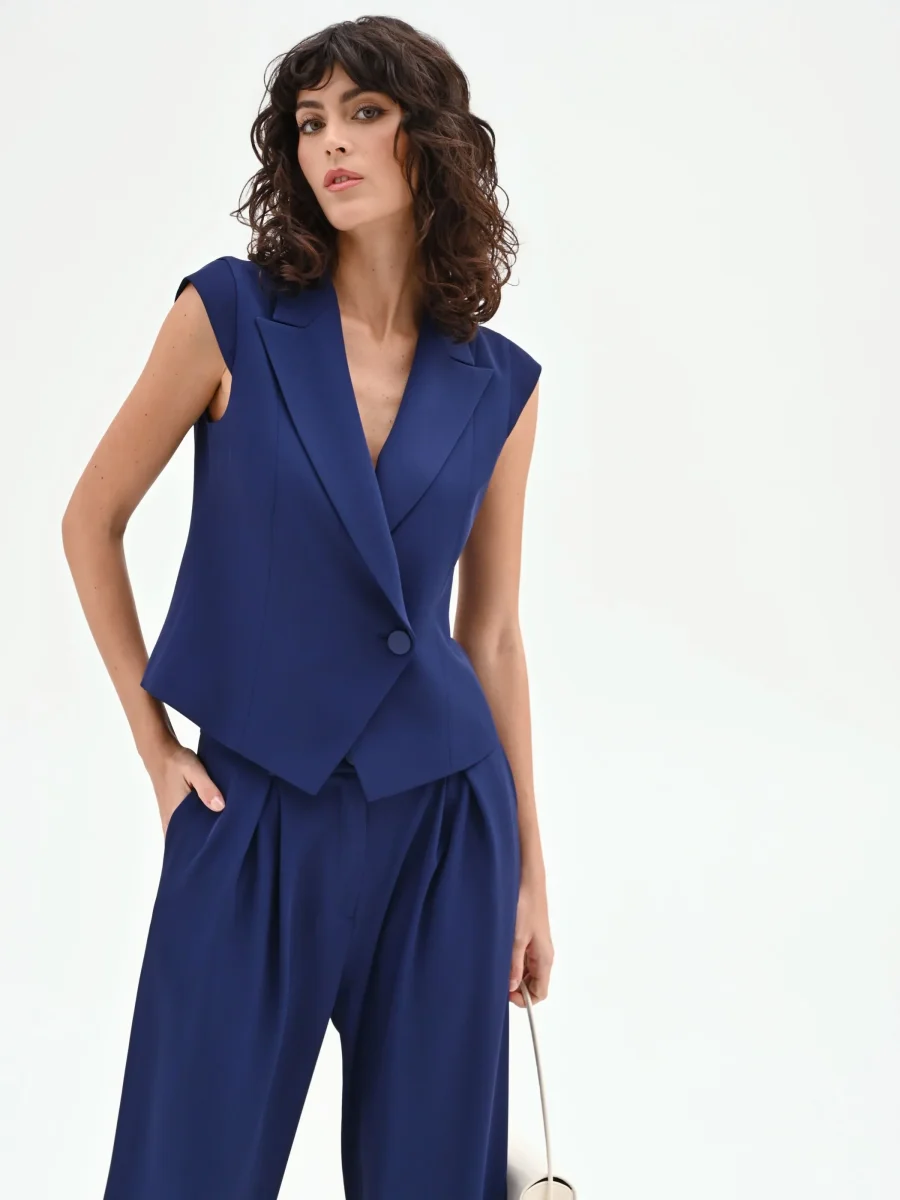 Gilet Studio blu indaco con chiusura asimmetrica – Image 8