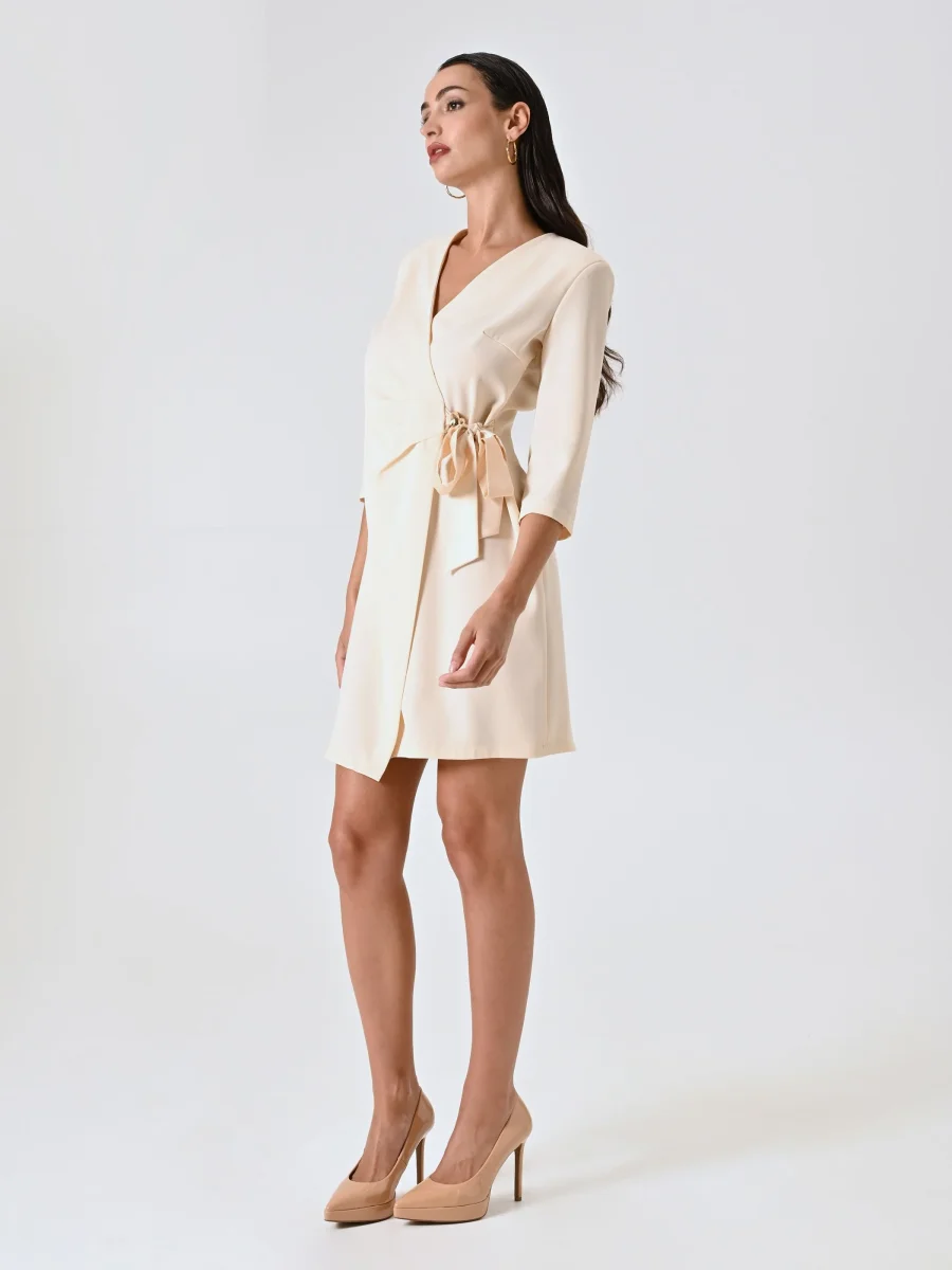 Abito Wrap con Nastri in Raso e decoro Gioiello Beige – Image 3