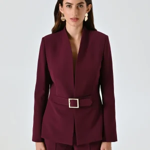 Giacca Bordeaux con Fibbia Geometrica in Tessuto Tecnico