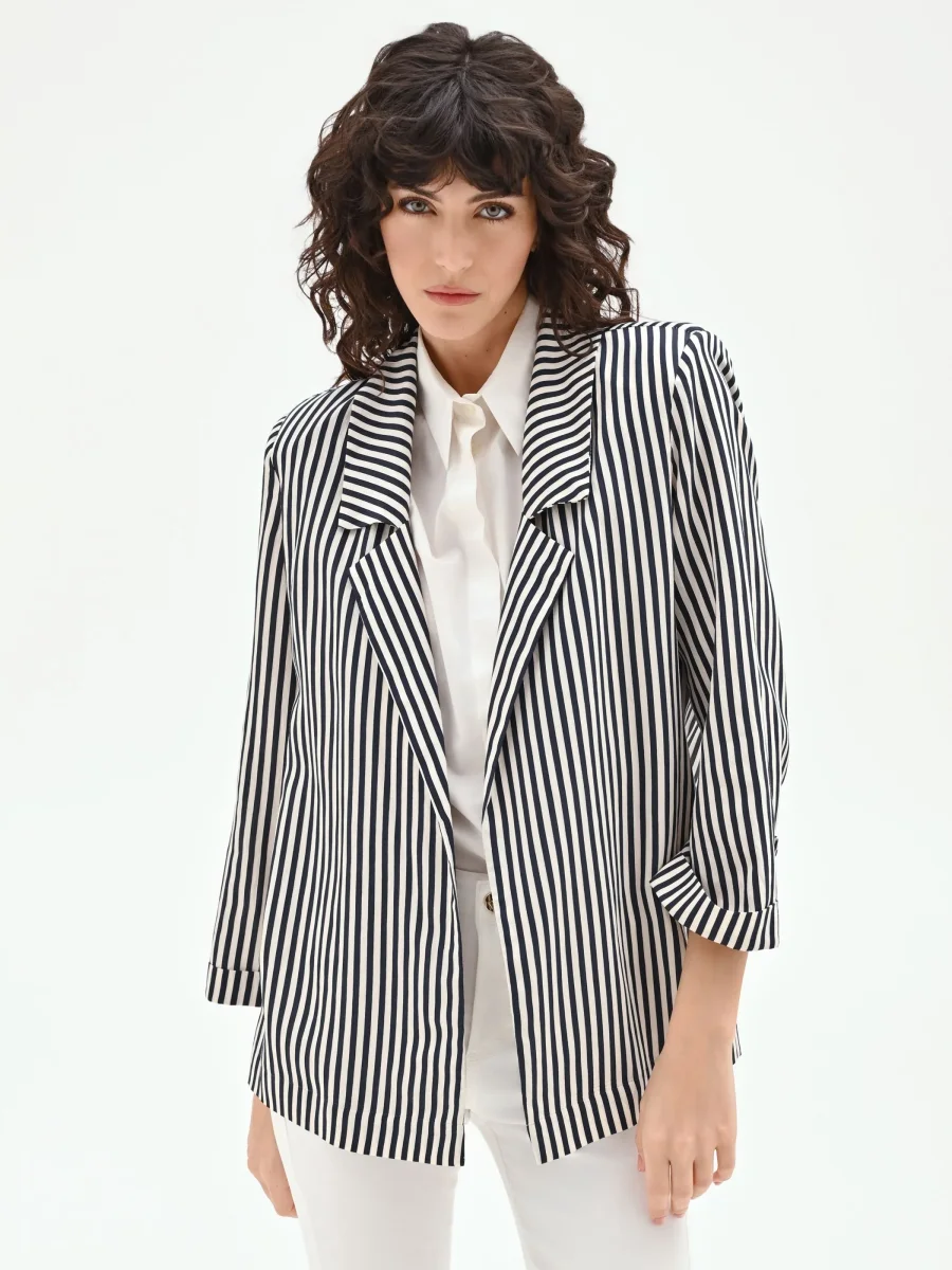 Giacca bianca a righe blu – Image 6