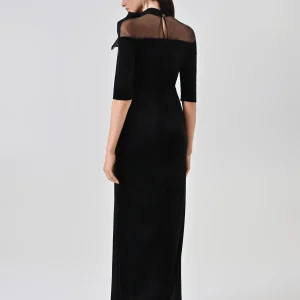 Abito lungo in velluto nero con fiocco