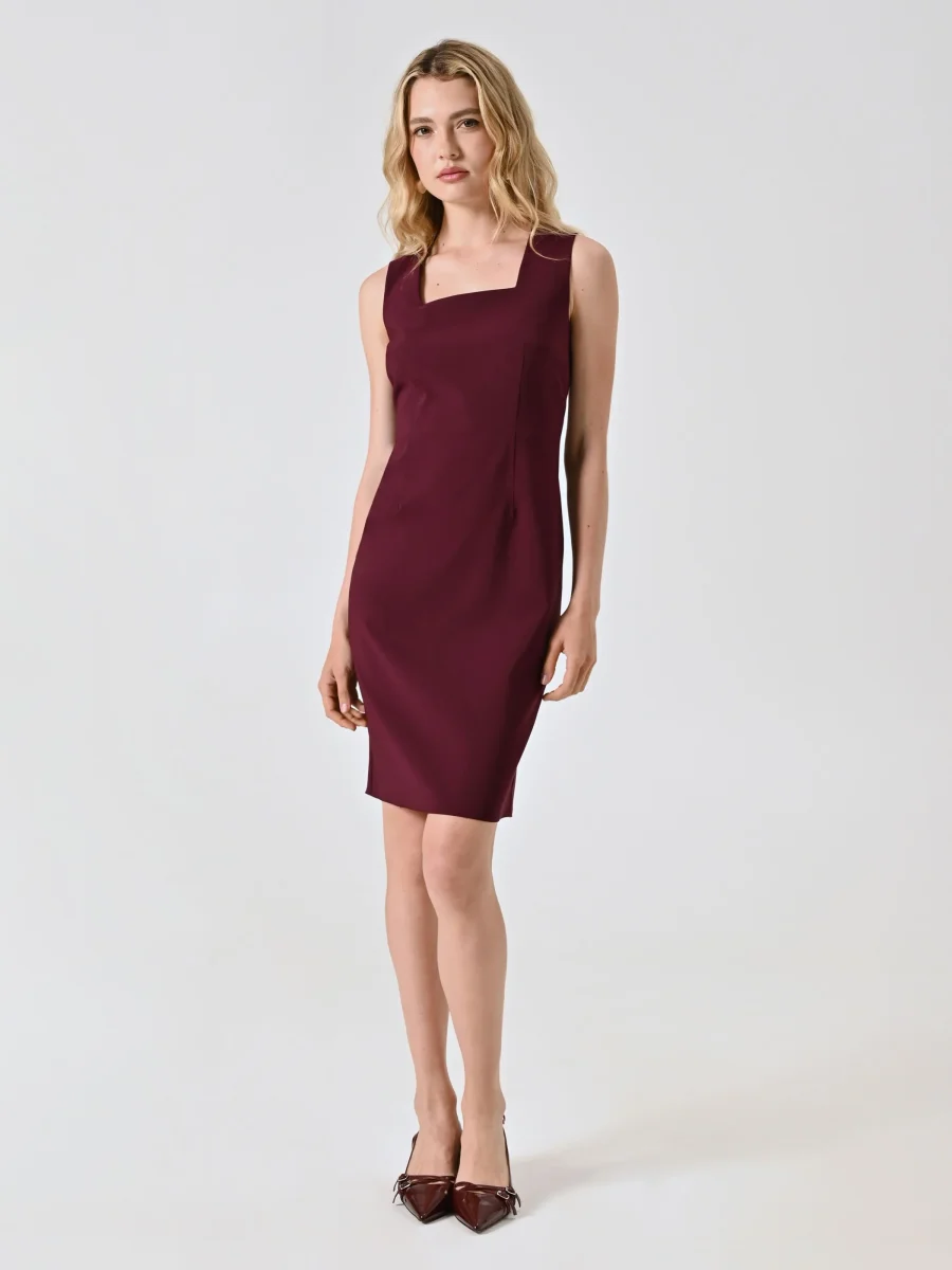 Tubino Bordeaux con Scollo Quadrato – Image 4