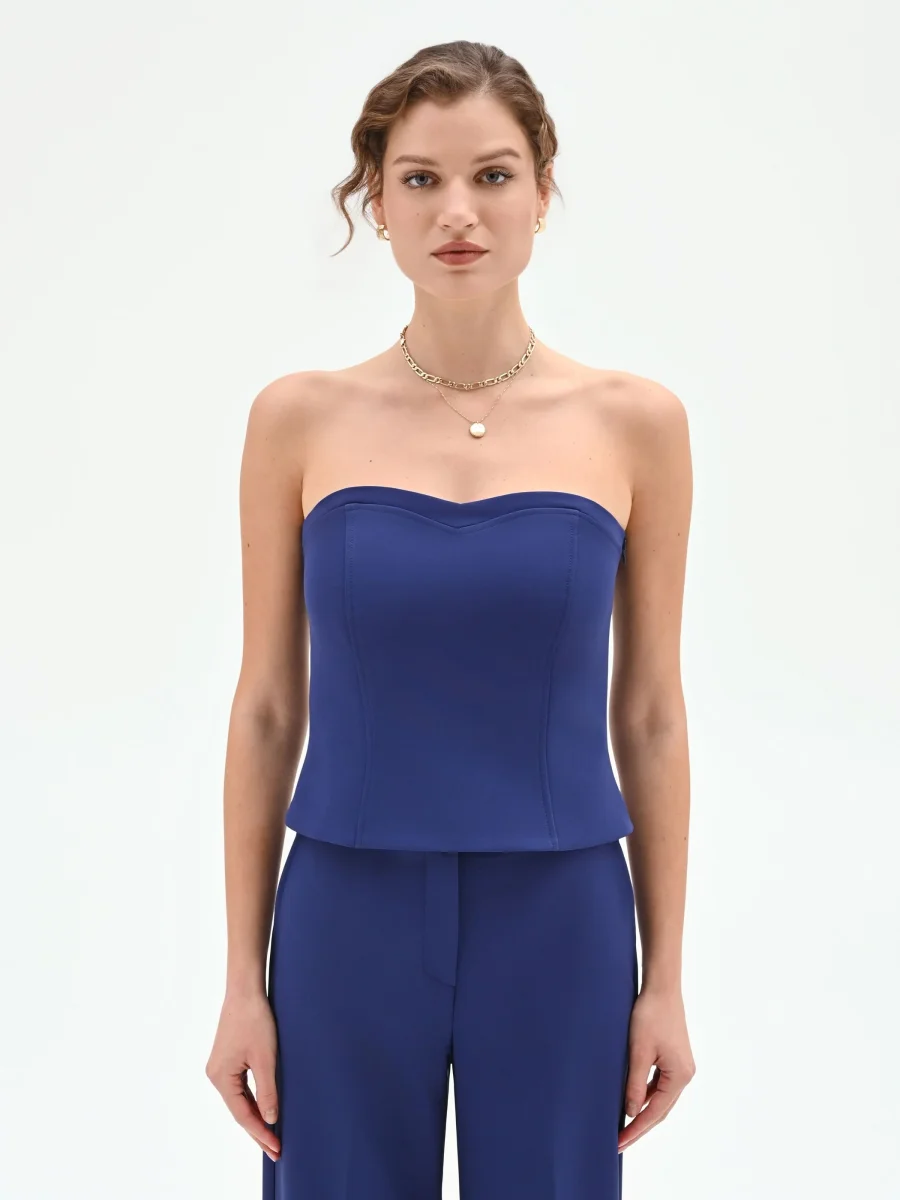 Top Studio blu indaco a cuore con impunture – Image 3