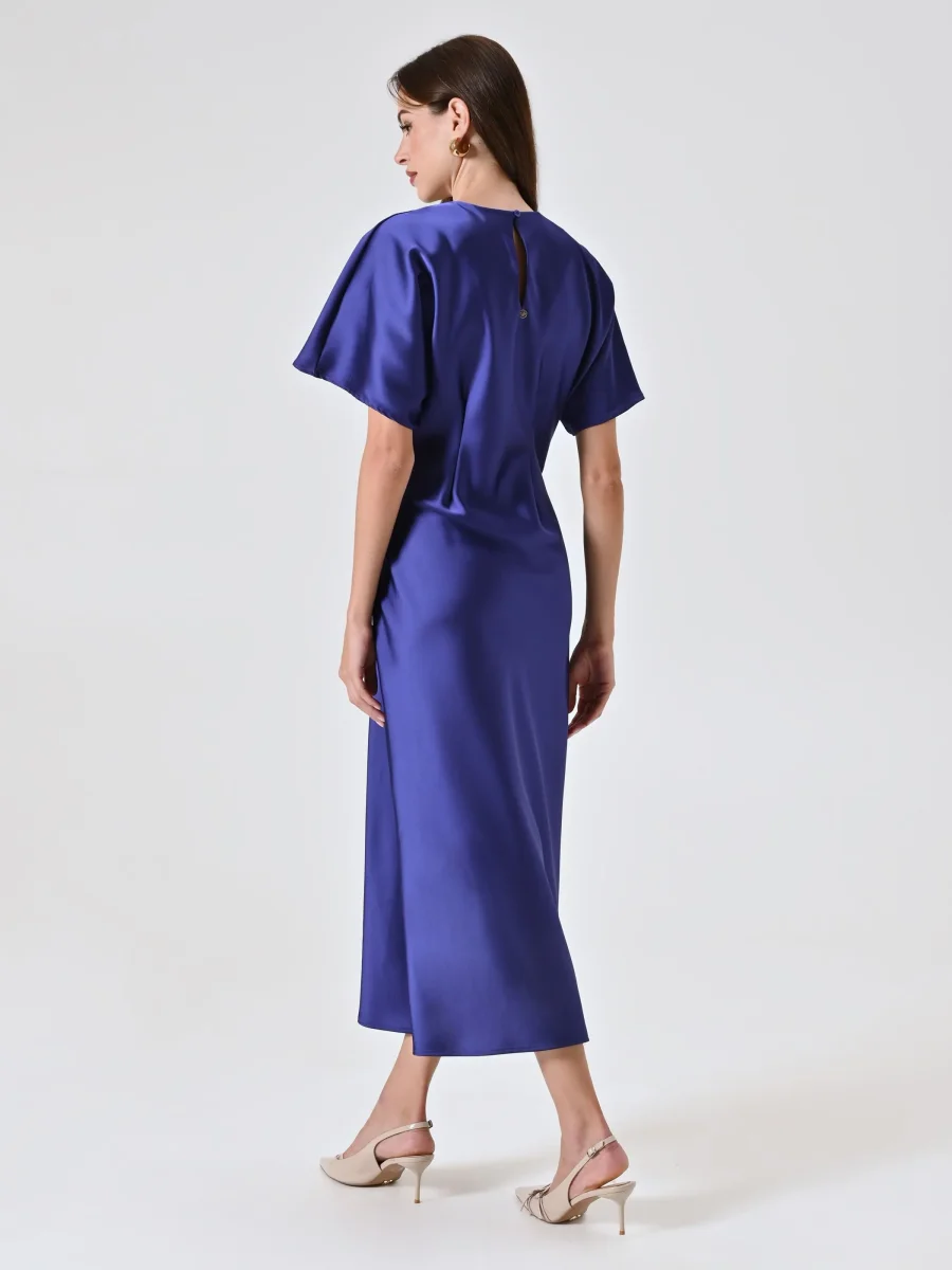 Abito Viola Mirtillo in Raso con Nodo – Image 3