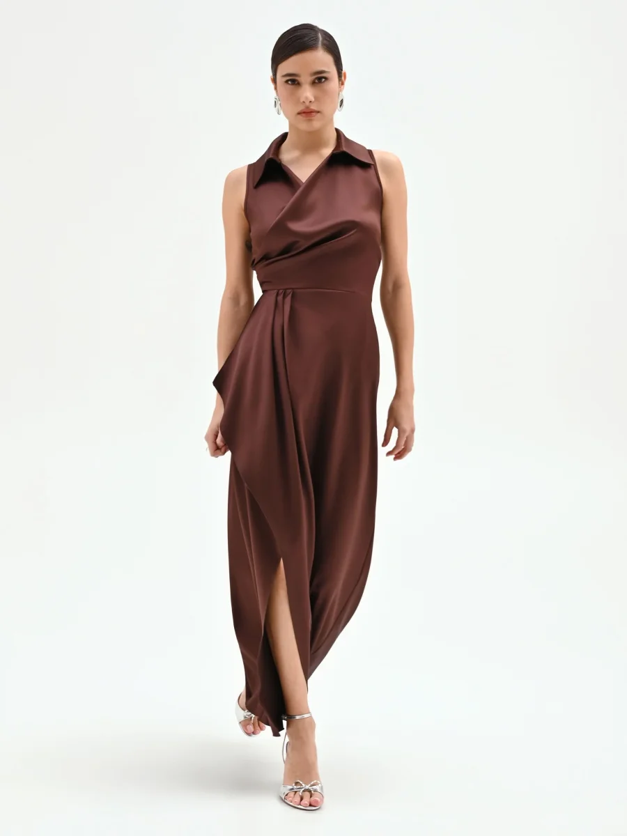 Abito longuette cioccolato con drappeggio – Image 5