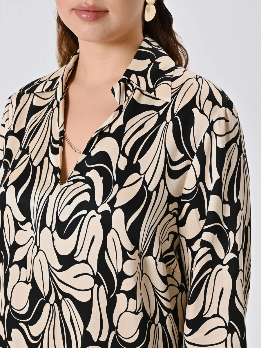Blusa curvy stampa Floreale Black & White – Image 5