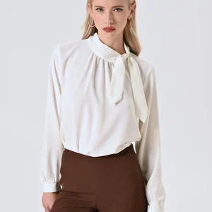 Blusa Bianca con Fiocco