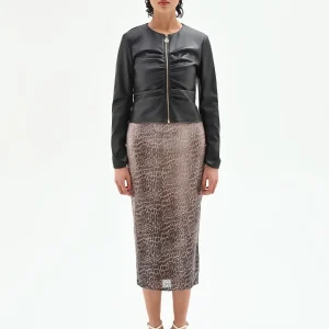 Giacca similpelle nera con zip e arricciature