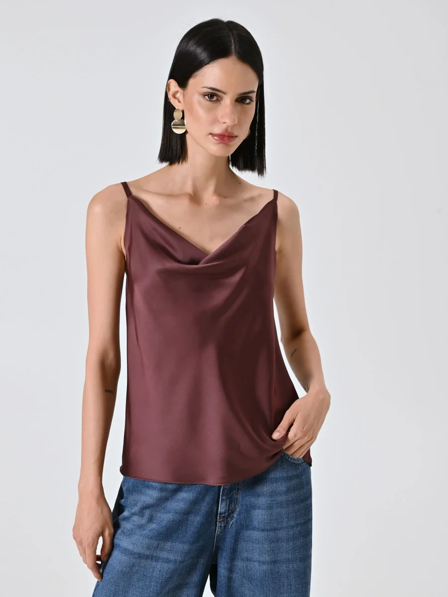 Top Marrone Cioccolato con Scollo Drappeggiato – Image 4