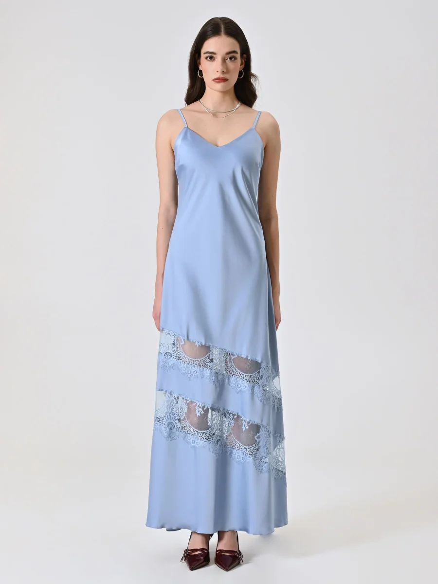 Abito in Raso Azzurro con Inserti in Pizzo – Image 4