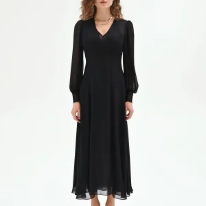 Abito Nero Midi con Dettagli in Pizzo