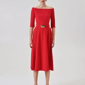 Abito midi rosso con cintura in vita