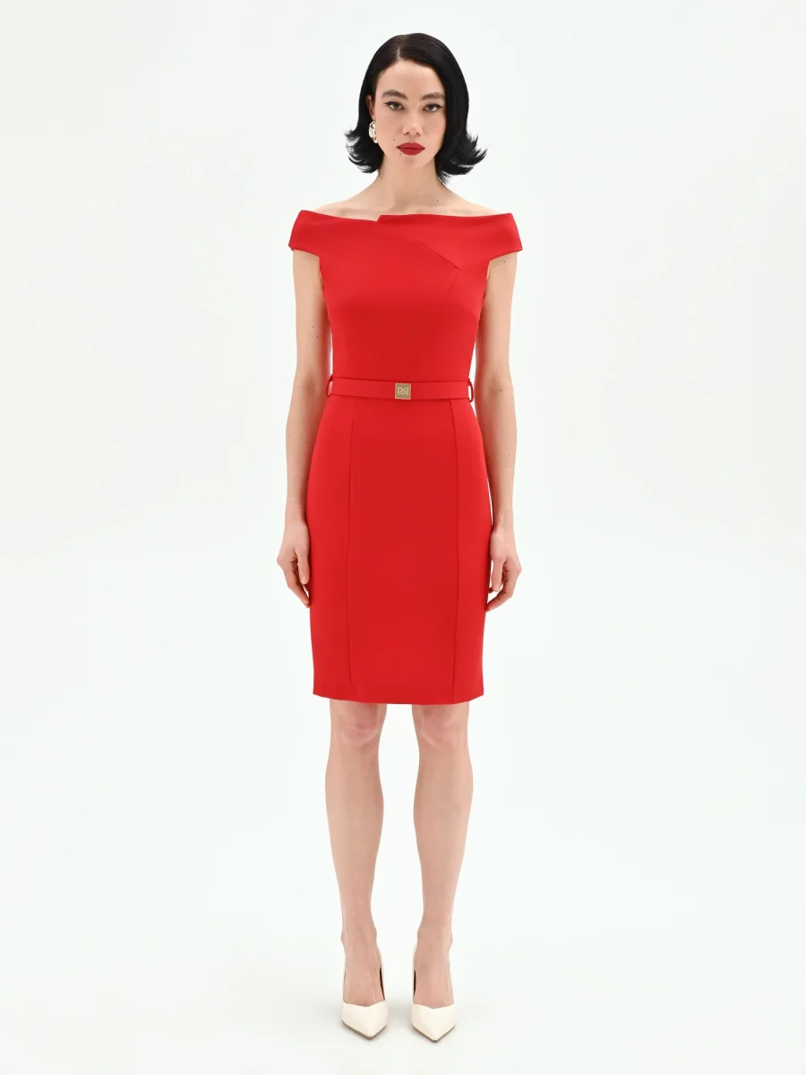 Abito tubino rosso con risvolto asimmetrico