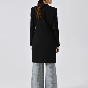 Spolverino Nero con Fibbia Geometrica