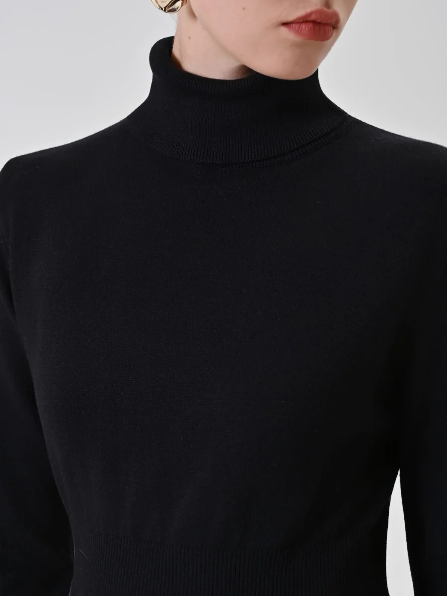 Tubino in maglia nero dolcevita – Image 4