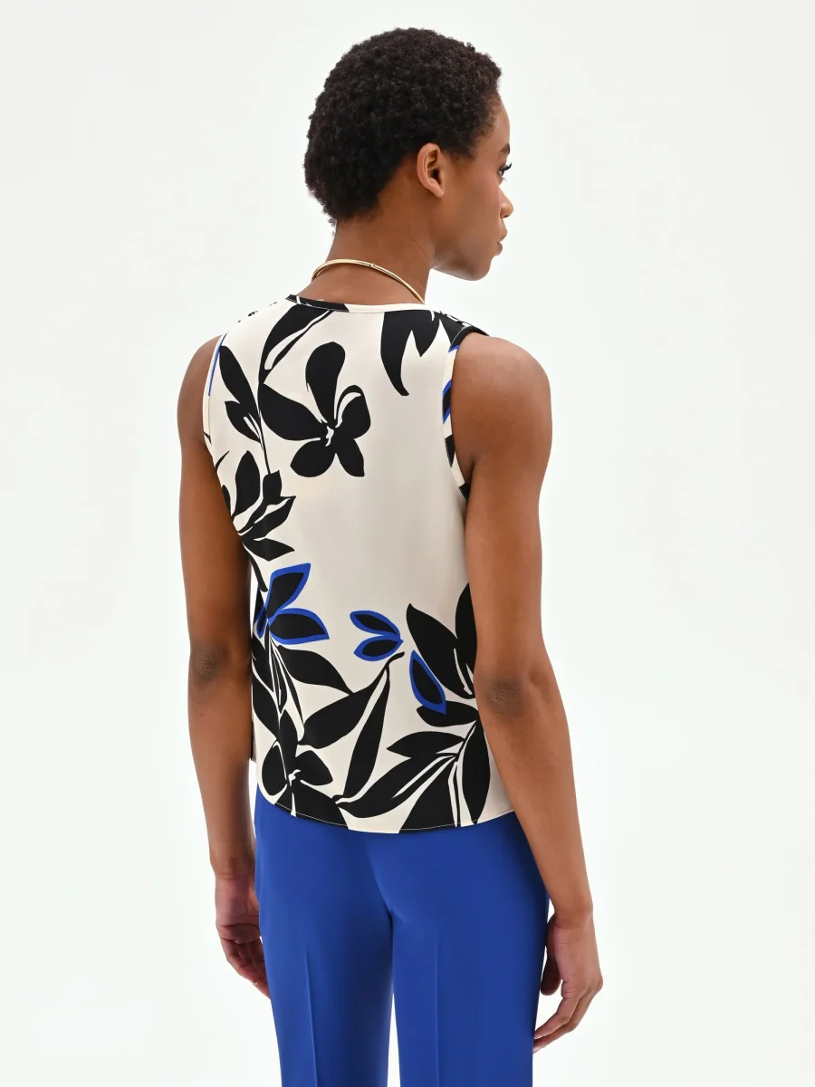 Top asimmetrico blu cina con stampa astratta – Image 4