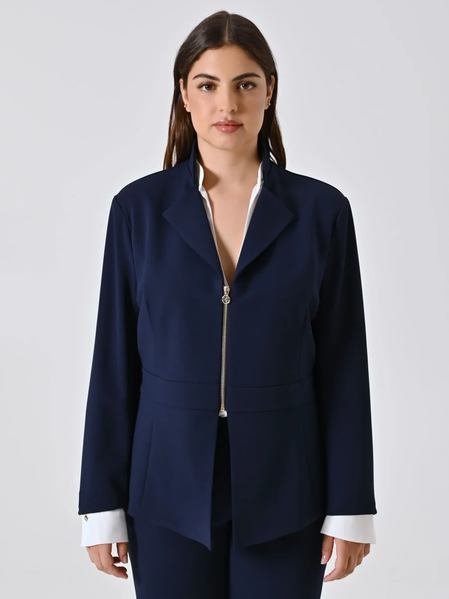 Giacca Curvy Blu con Zip in Scuba mano Crepe – Image 2