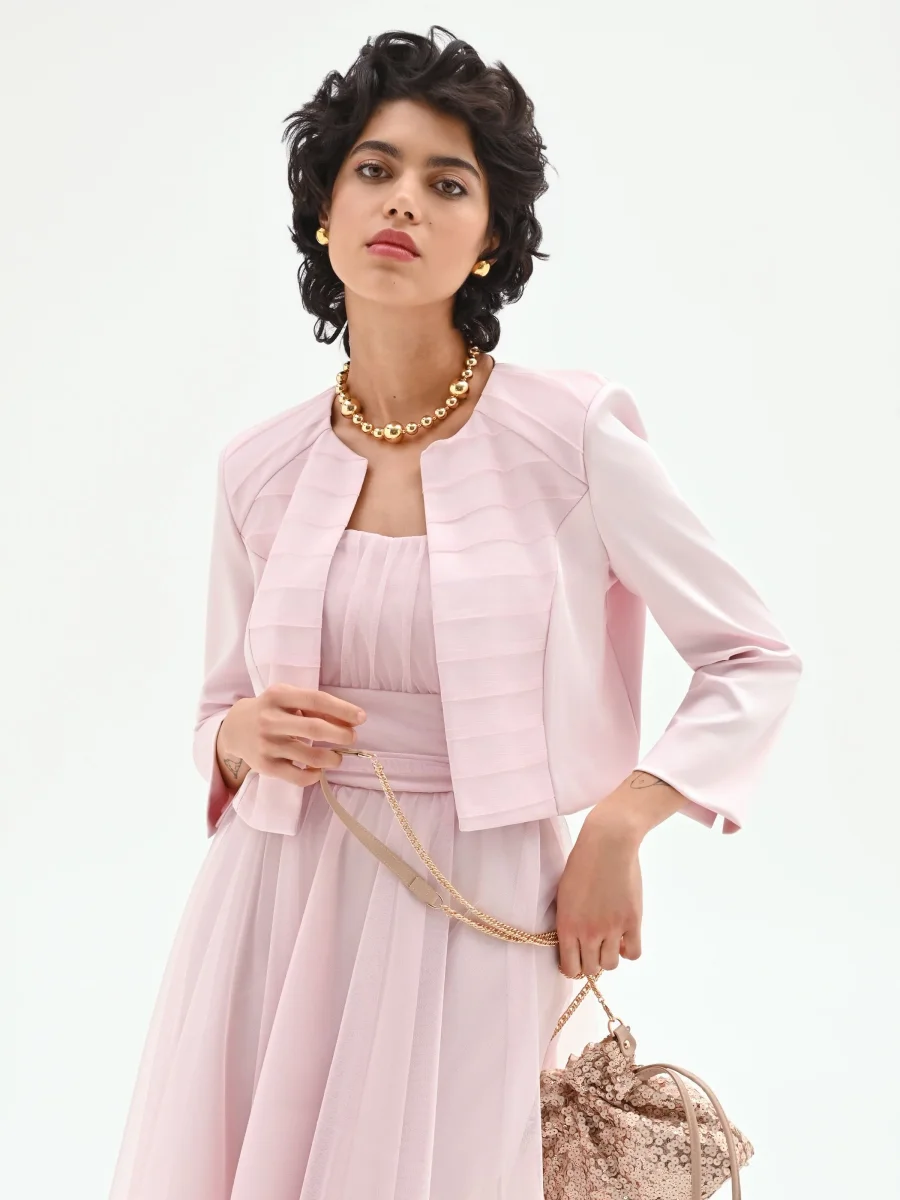 Coprispalla rosa pastello con pieghe orizzontali – Image 8