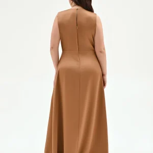 Abito curvy lungo marrone bronzo con scollo drappeggiato