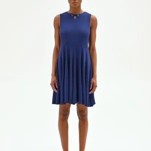 Abito blu fit and flare con scollo a goccia