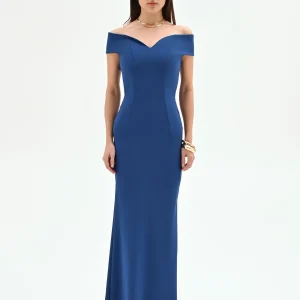 Abito lungo blu brillante con scollo a cuore