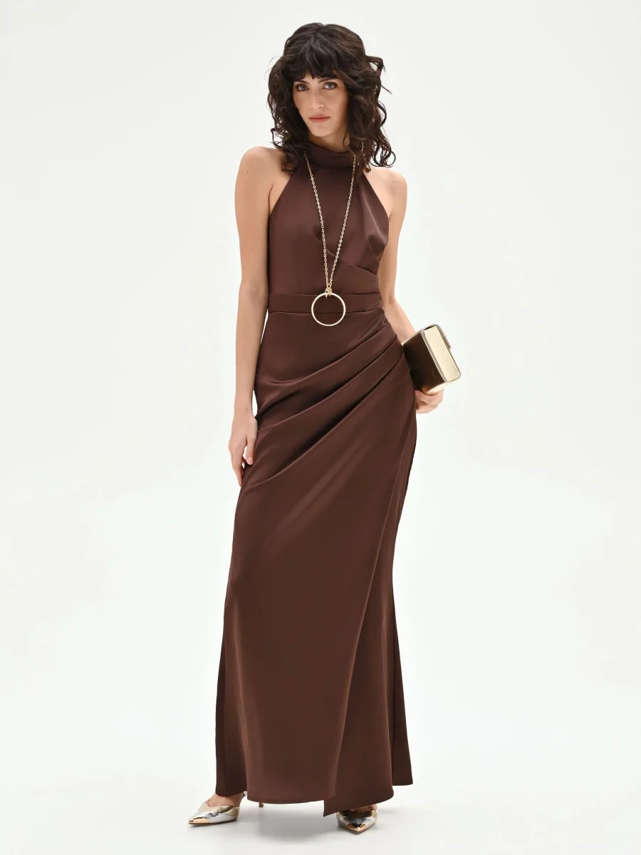 Abito lungo cioccolato in raso drappeggiato – Image 6