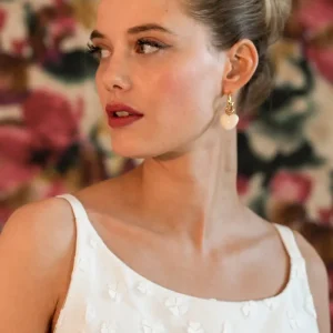 Boucles d'oreilles coeurs blancs