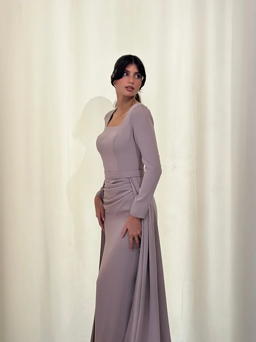 Zenia Taupe – Image 4