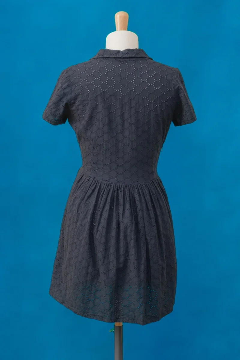 Seconde Main - Robe chemise dentelle bleu marine 12 - L'Amusée – Image 3