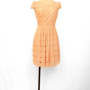 Seconde Main - Robe en dentelle rose 65 - L'Amusée