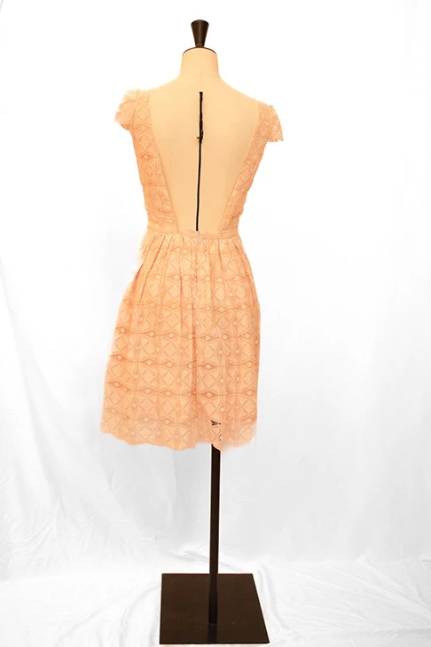 Seconde Main - Robe en dentelle rose 65 - L'Amusée – Image 5