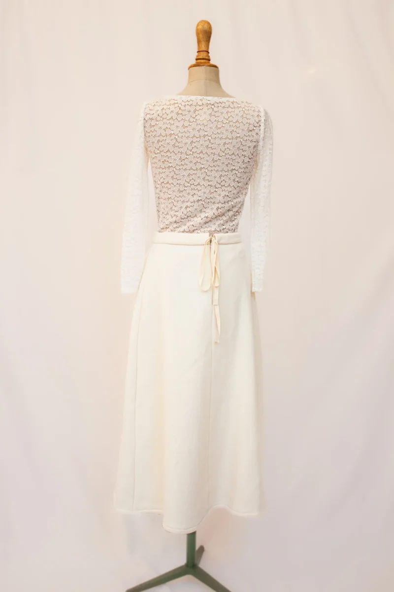 Seconde Main - Top Intemporelle dentelle fond chair - L'Amusée – Image 5